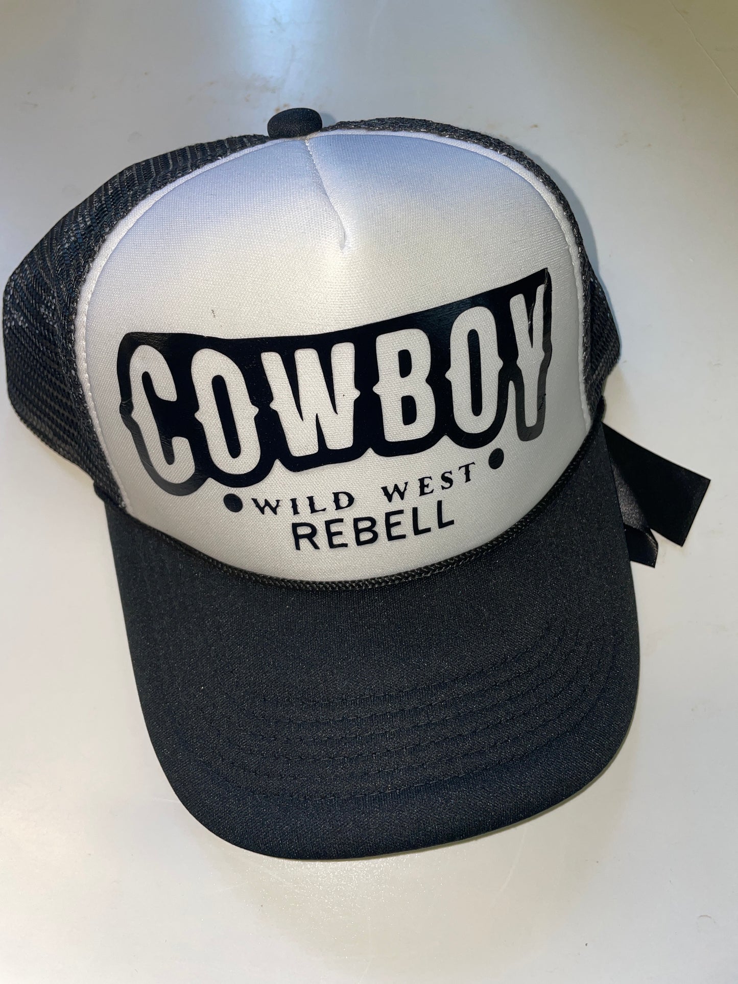 Rebell keps trucker cowboy svart/vit wildwest